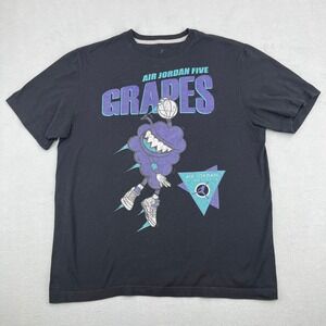 Jordan Brand Mens Air Jordan Five Grapes Flight Club Graphic T-Shirt Black Large
